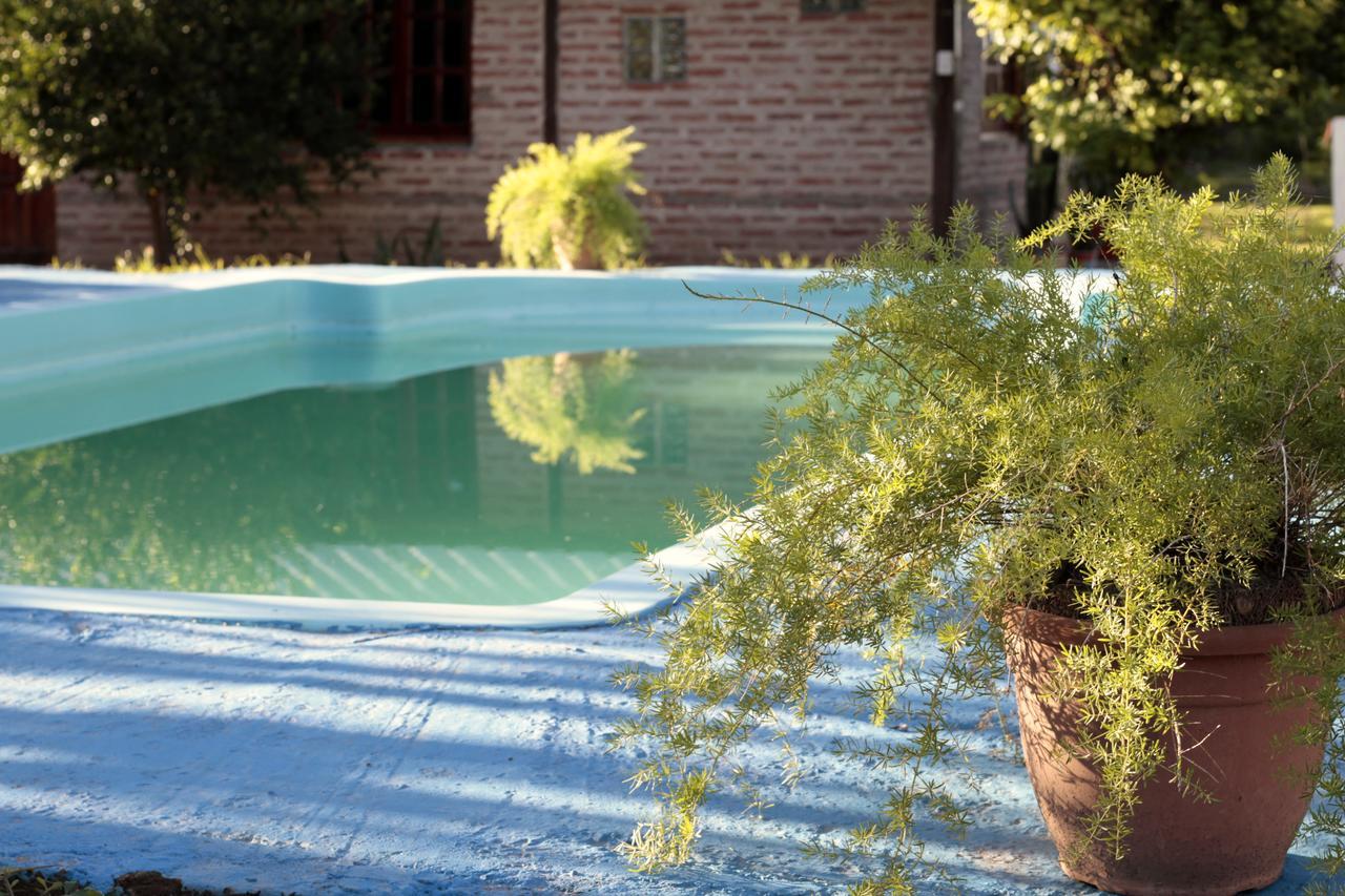 Hotel De Campo El Rebenque Avia Terai 外观 照片